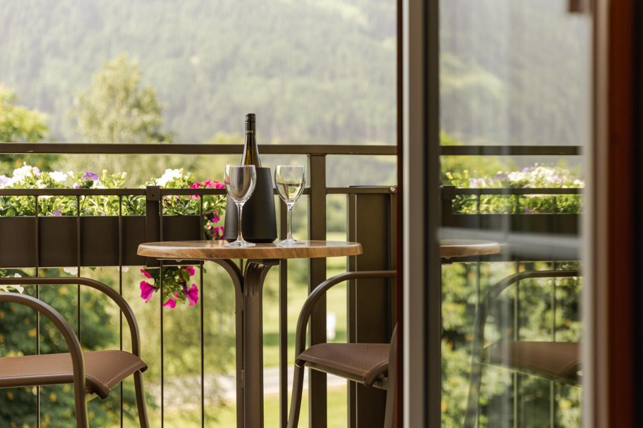 Landhotel Stofflerwirt Санкт-Міхель-ім-Лунгау Екстер'єр фото