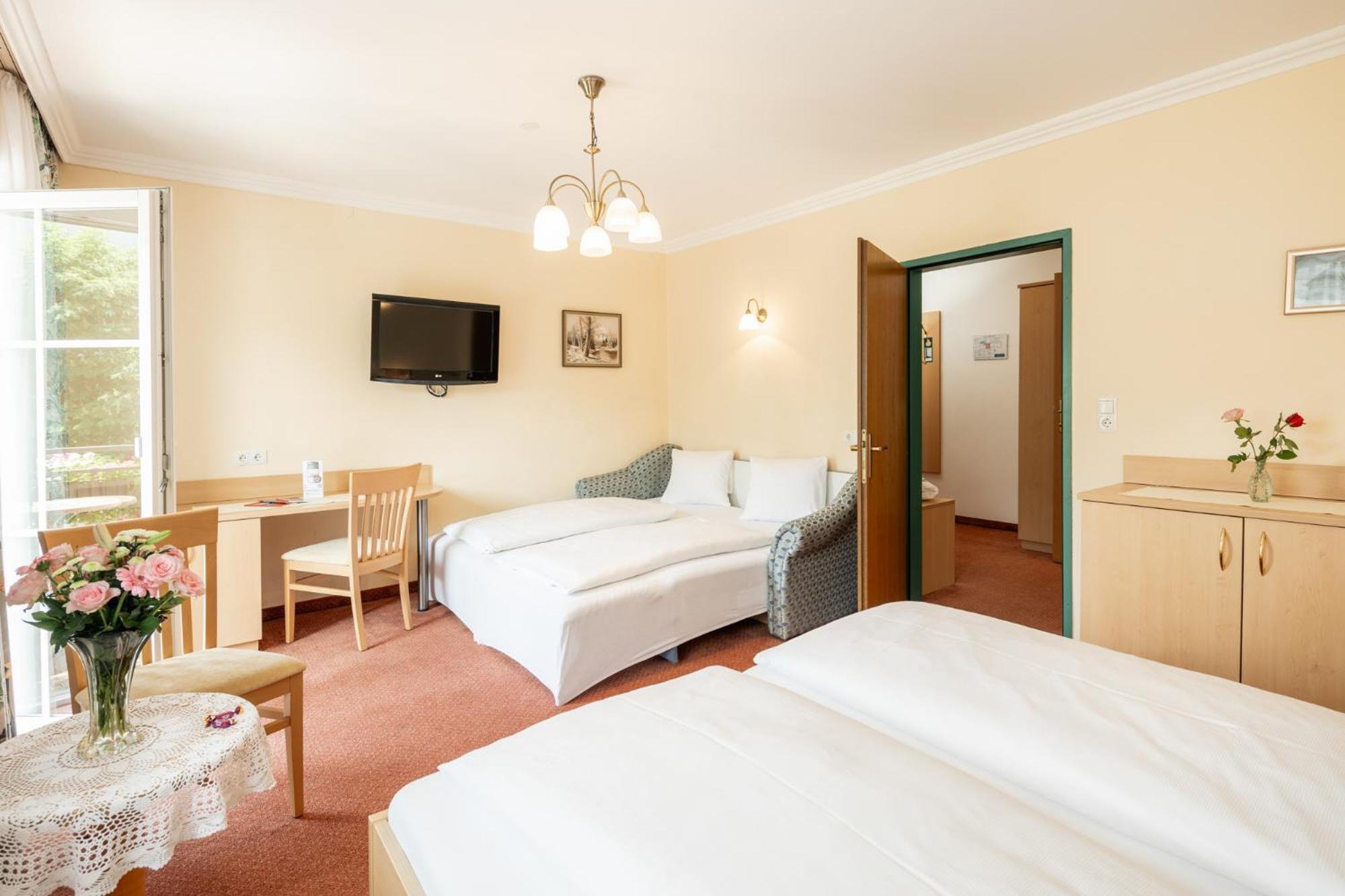 Landhotel Stofflerwirt Санкт-Міхель-ім-Лунгау Екстер'єр фото