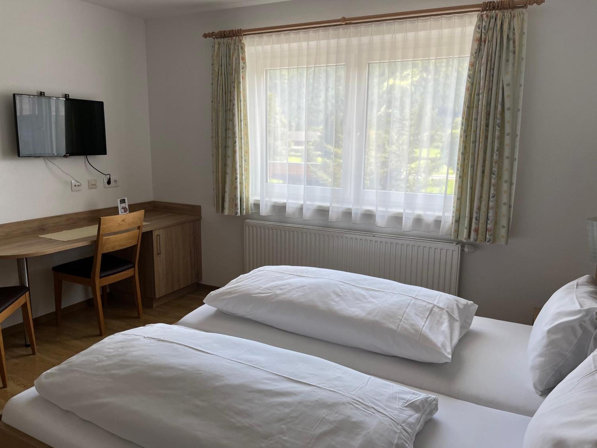 Landhotel Stofflerwirt Санкт-Міхель-ім-Лунгау Екстер'єр фото