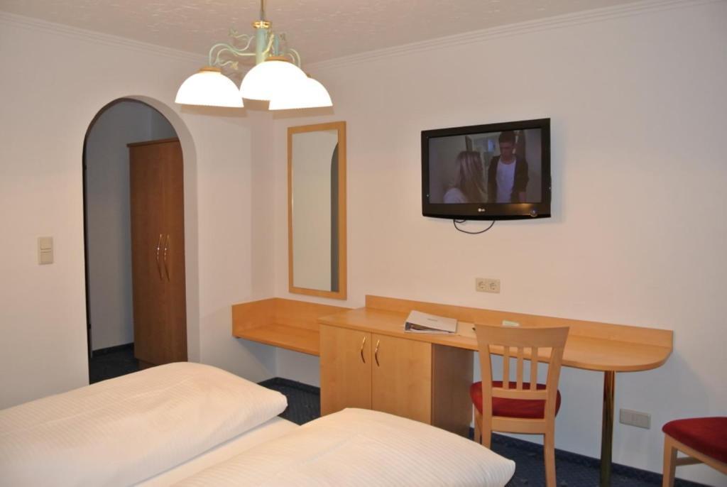 Landhotel Stofflerwirt Санкт-Міхель-ім-Лунгау Номер фото