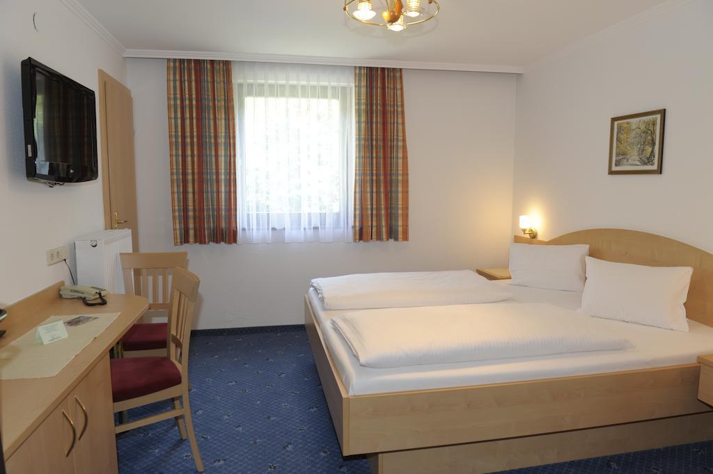 Landhotel Stofflerwirt Санкт-Міхель-ім-Лунгау Номер фото